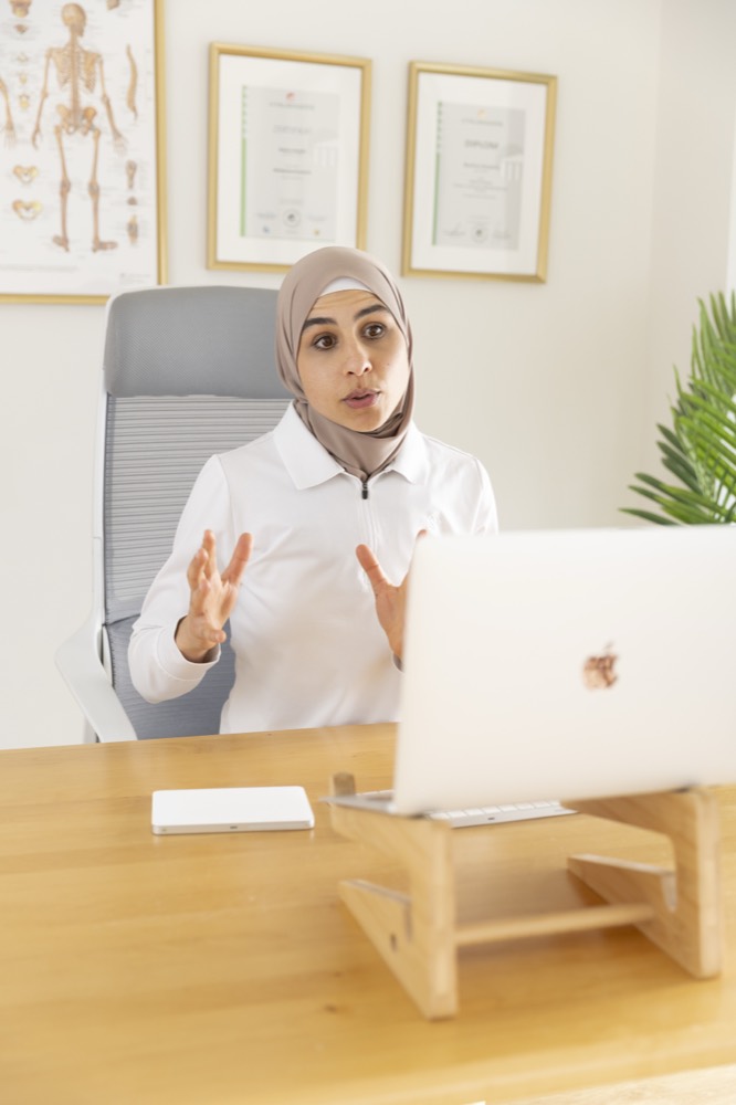 Boshra Amasha während einer Online-Beratung