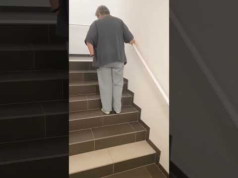 Video-Testimonial einer Patientin / eines Patienten